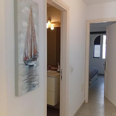 Apartman Teguisol2 *